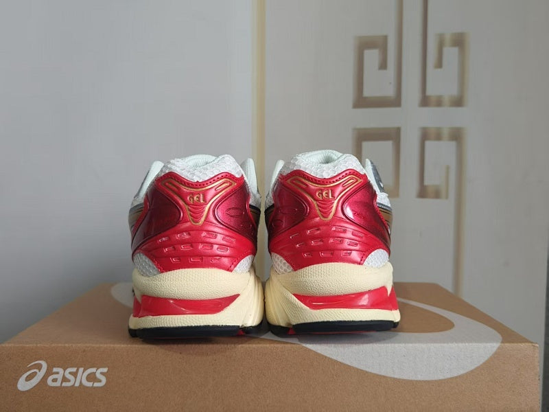 ASICS GEL-Kayano 14 Running Shoes