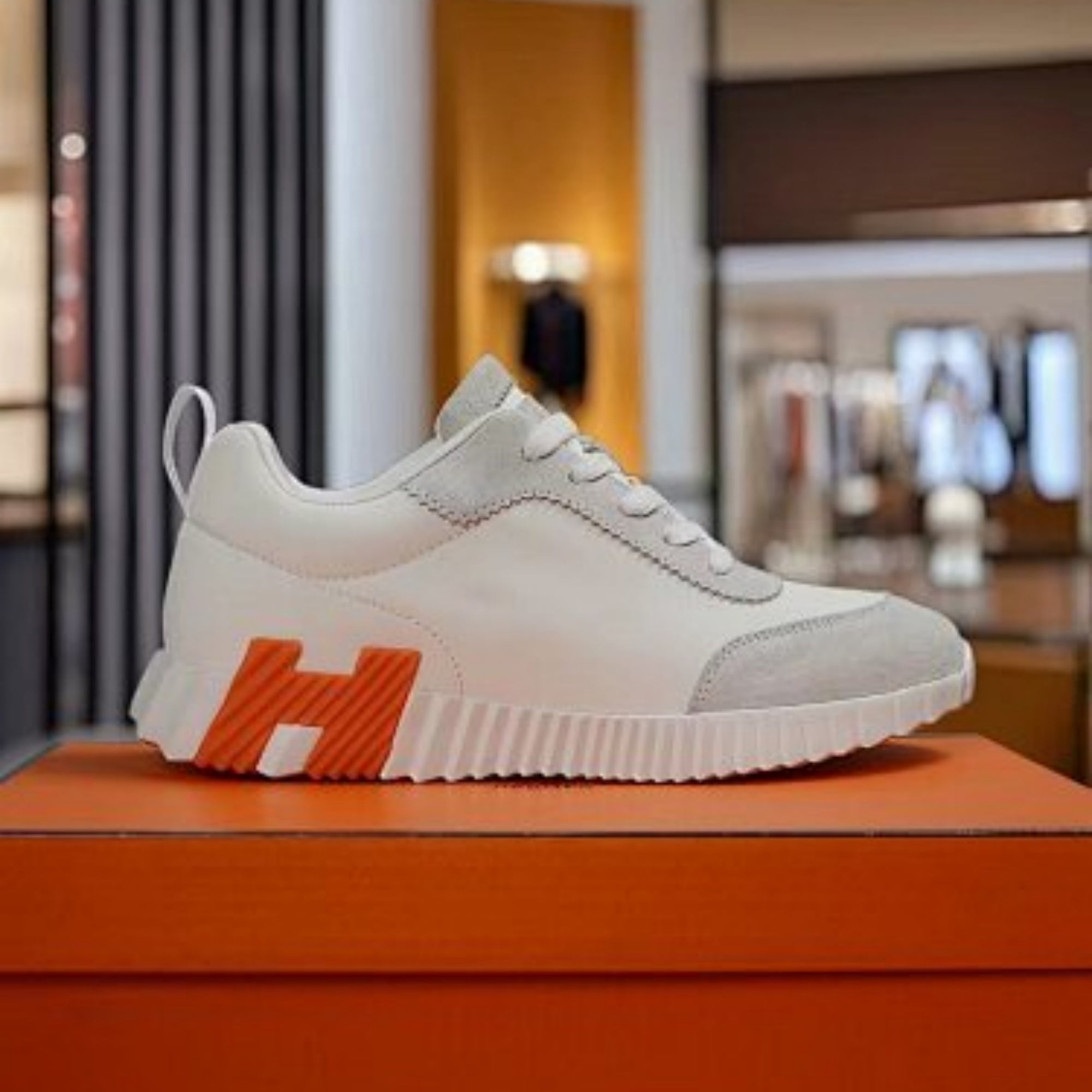 Hermès Casual Sneakers