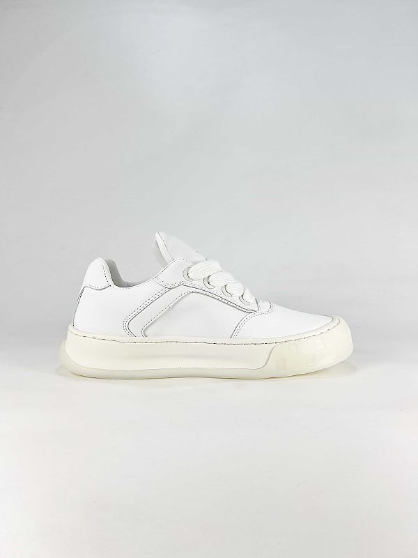 Louis Vuitton LV Ollie Sneaker