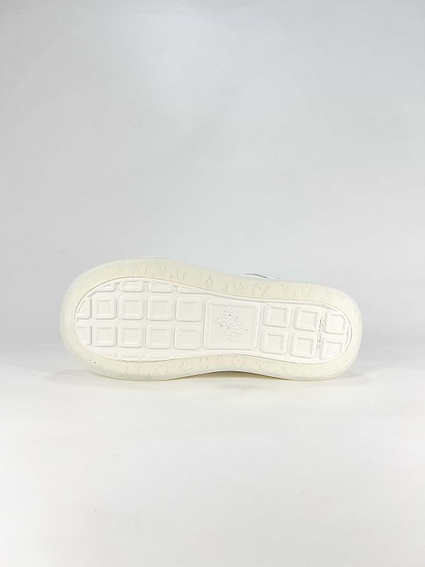 Louis Vuitton LV Ollie Sneaker